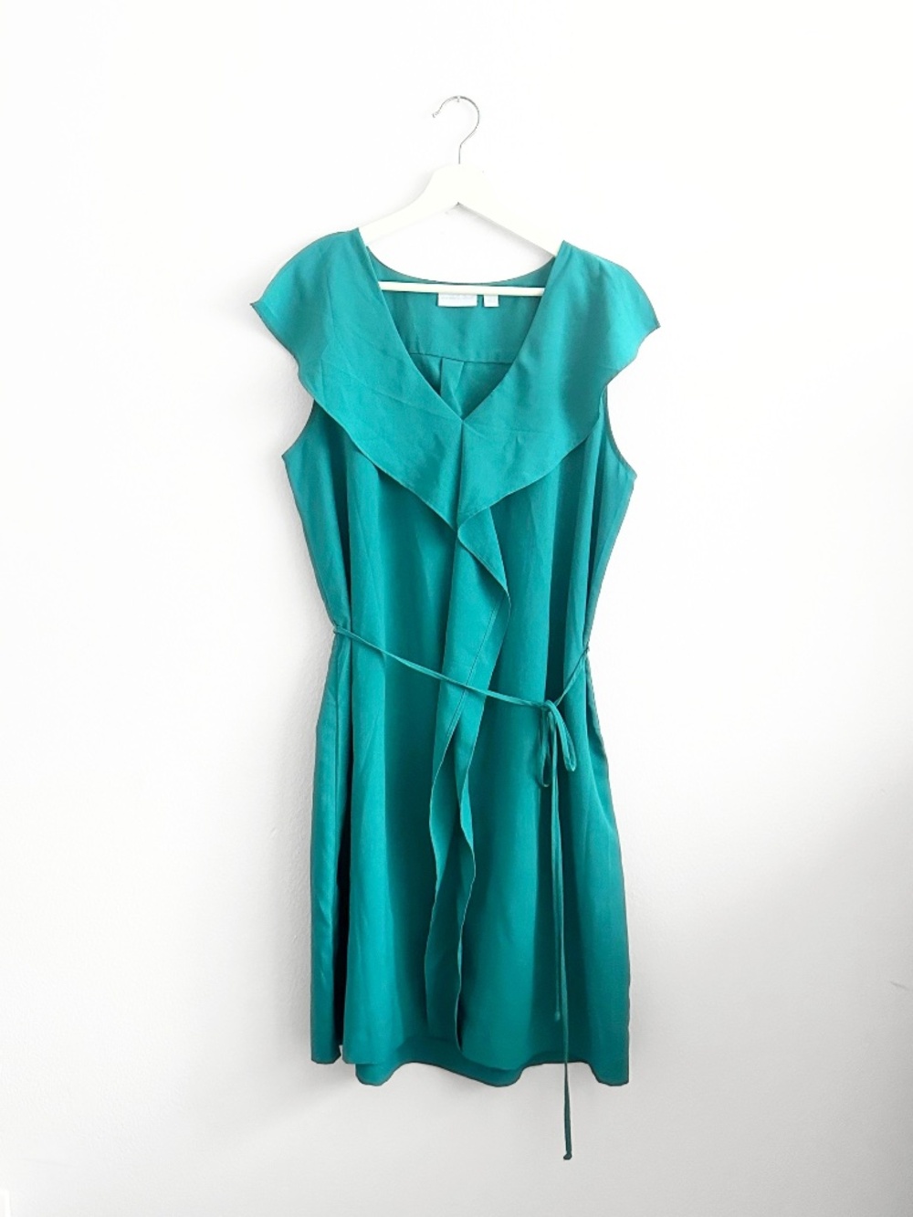New York & Company Pretty Women's Sleeveless Dress Knee Length Ruffles Large
